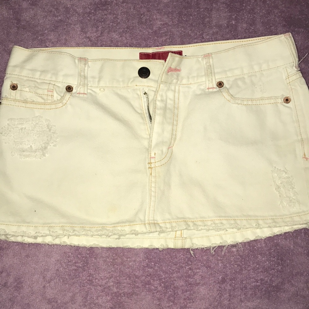 Distressed hollister skirt